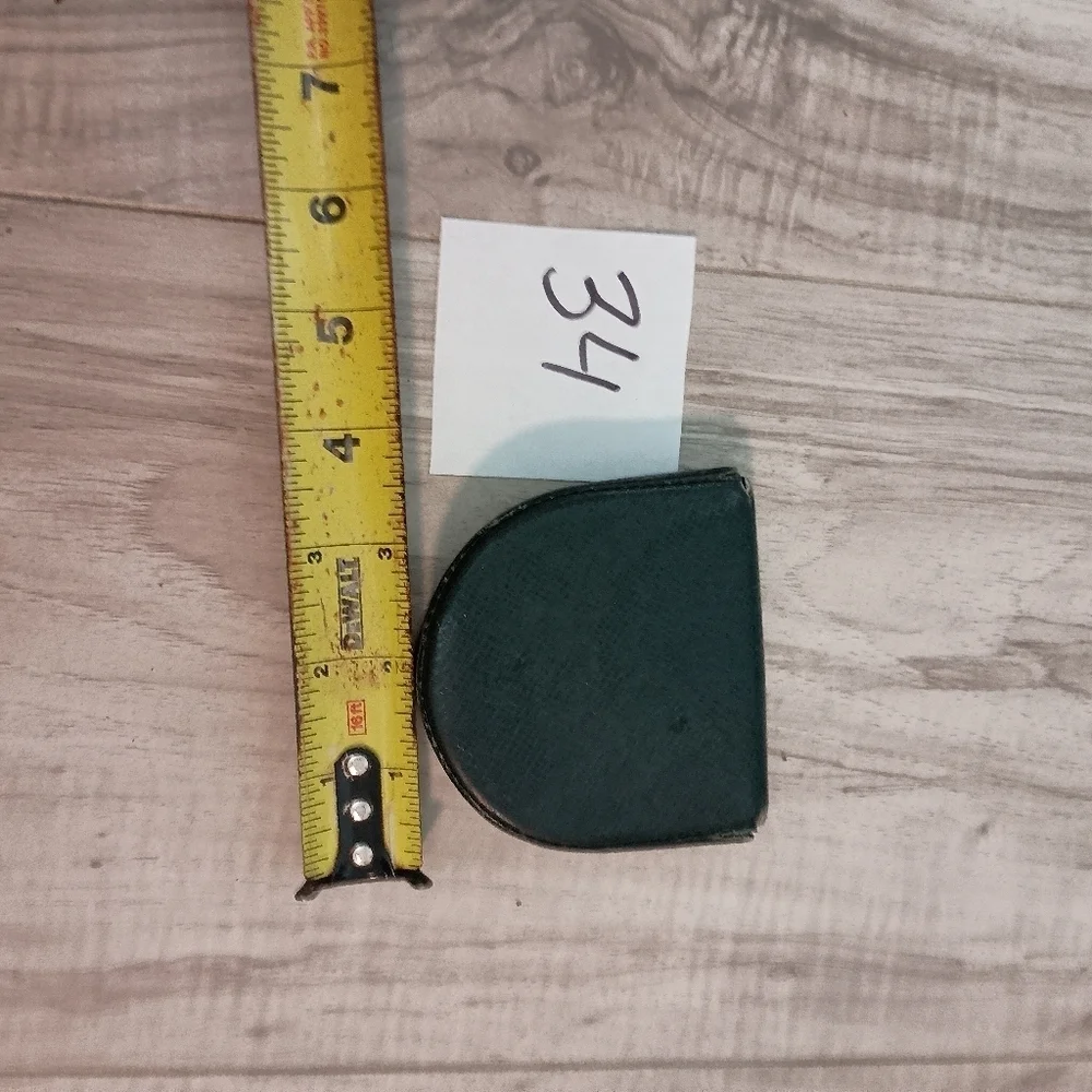 Louis Vuitton Taiga Portomone Cuvette Coin Case Purse Leather Green
